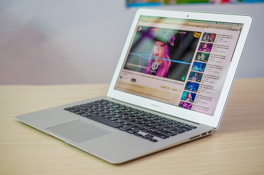 MACBOOK AIR 2017 GIÁ RẺ 